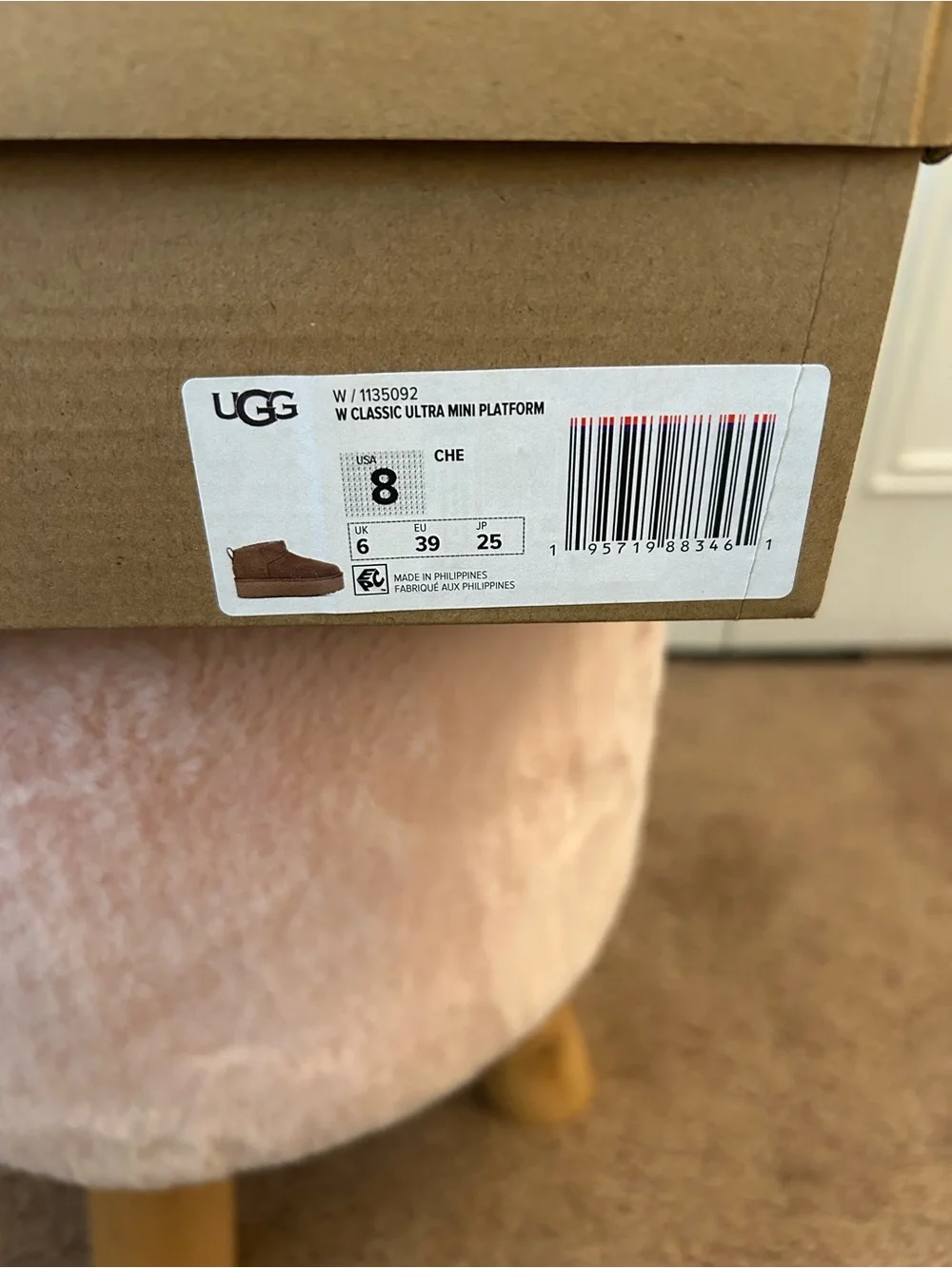 UGG classic ultra